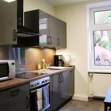Kamoro Apartment
